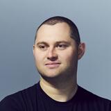 A headshot of Mark Gurman
