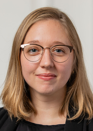 A headshot of Rebecca Frank